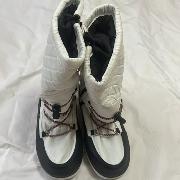 HUNTER‎ ORIGINAL QUILTED MID CALF SNOW BOOTS SIZE US 7 - Picture 3 of 9